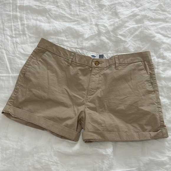 Old Navy Tan Women's Cargo Shorts - Picture 1 of 5